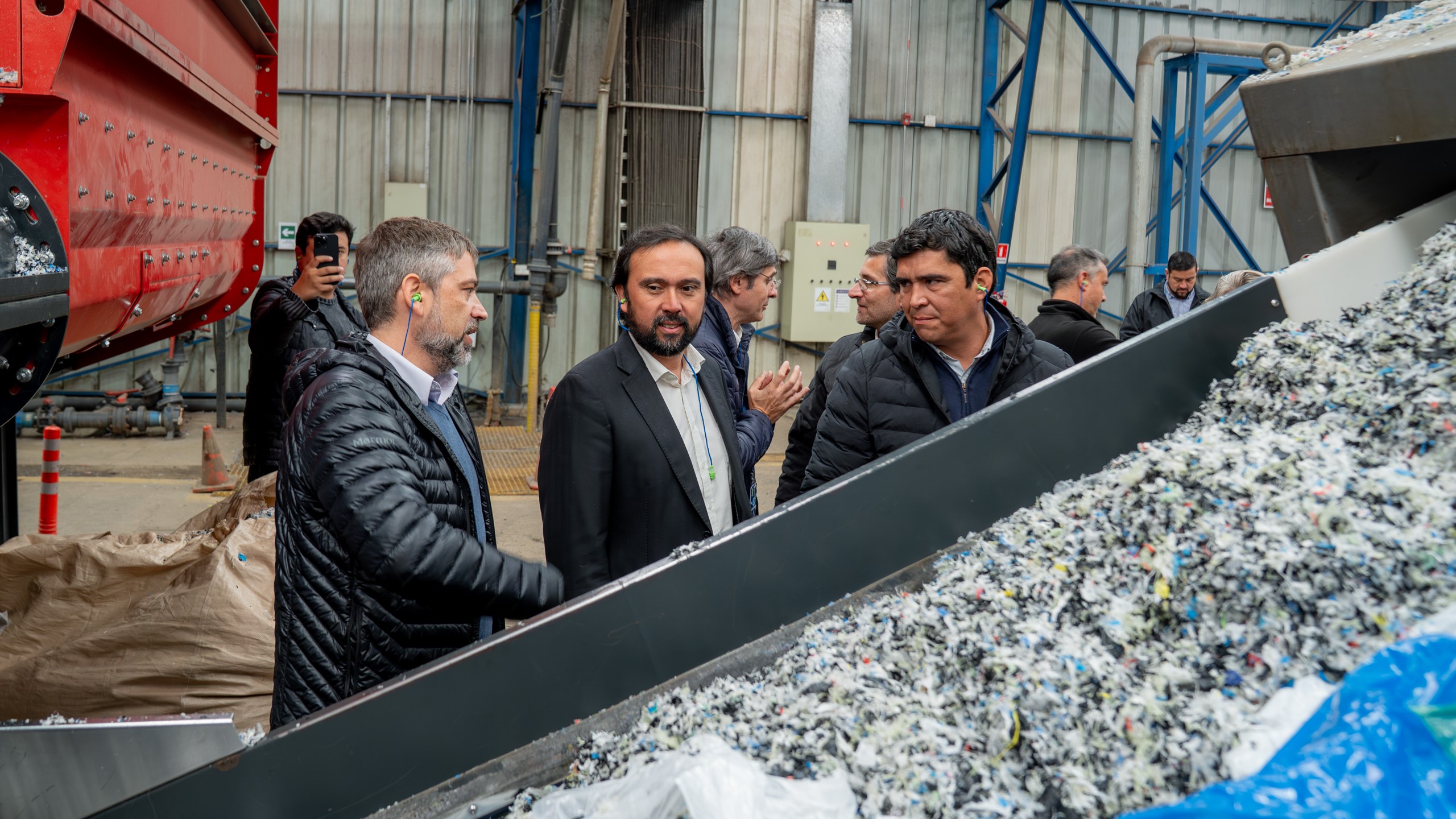 Ñuble se posiciona como polo de inversión: Gobernador resalta crecimiento de Virutex-Ilko y creación de nuevos puestos de trabajo