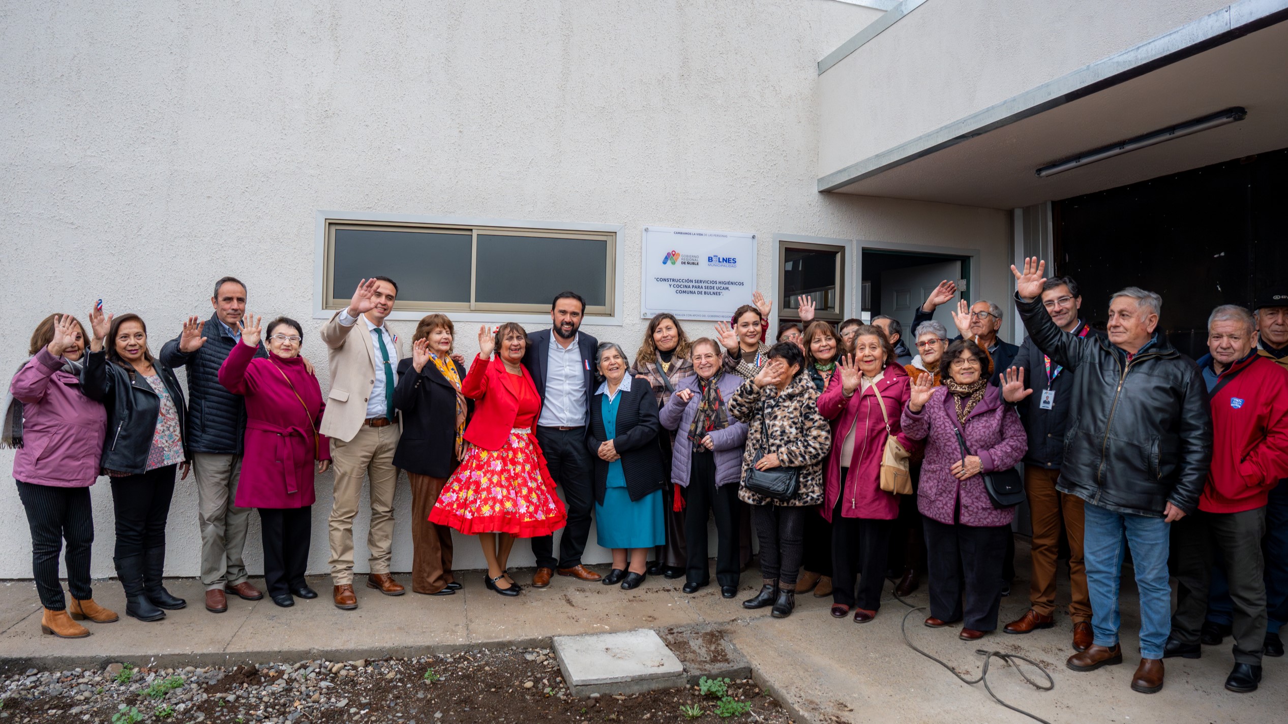 Más de 500 adultos mayores de Bulnes se benefician con ampliación de su sede y renovados espacios