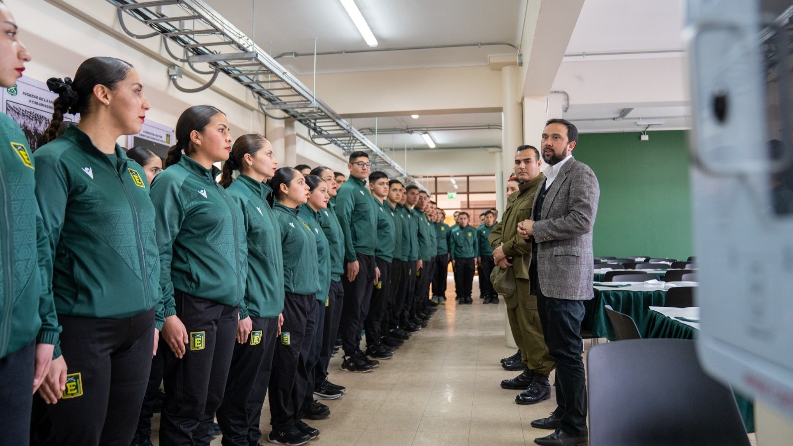 90 carabineros llegan a Quirihue para iniciar su formación en la primera escuela transitoria del país