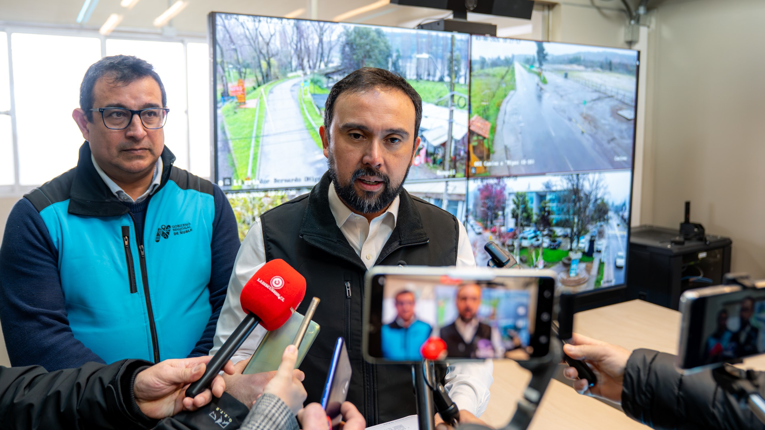 Gobernador Crisóstomo alerta por grave impacto vial: municipios reportan cerca de 900 kilómetros de caminos dañados tras sistema frontal