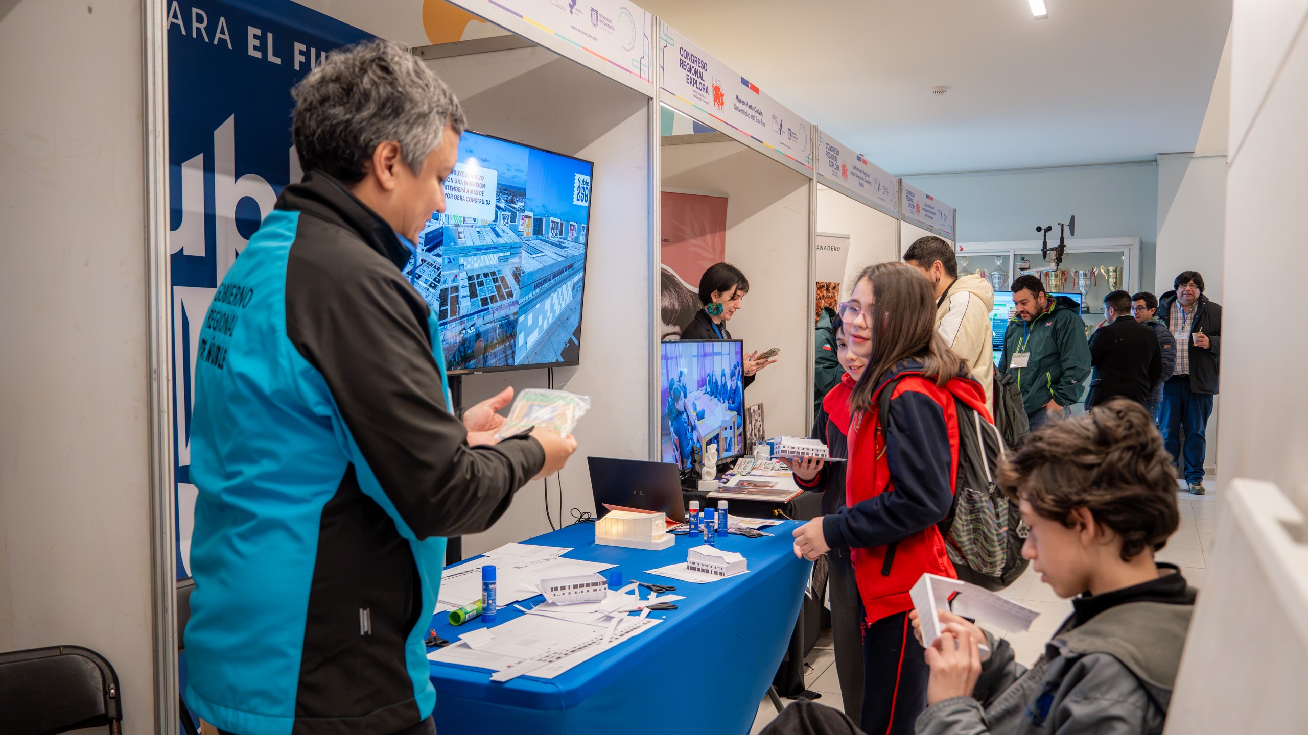 Ñuble 250 participa en el PAR Explora acercando el patrimonio y la ciencia a la comunidad escolar