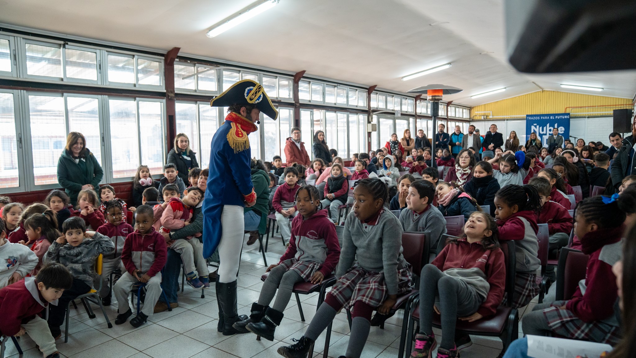 Ñuble 250 llevó libros, teatro y alegría al Liceo Técnico Bernardo O’Higgins de Chillán