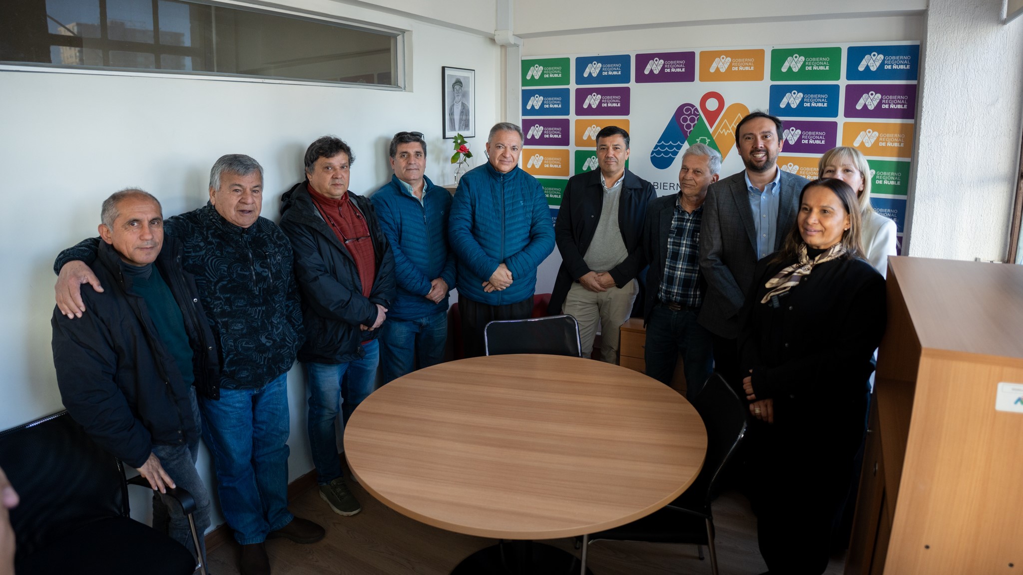 Gobierno Regional reinaugura su Sala de Prensa en homenaje a Julius Montolivo